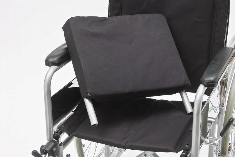 FS954GC-46 Кресло-коляска с высокой спинкой MET