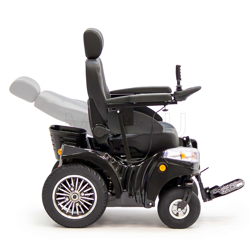 MET INVACAR Кресло-коляска с электроприводом MET