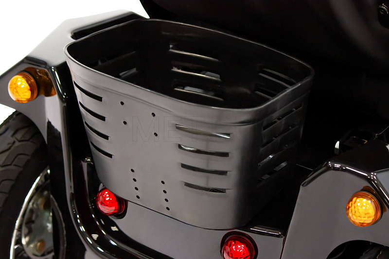 MET INVACAR Кресло-коляска с электроприводом