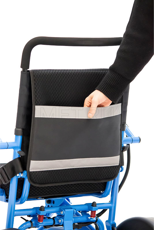 MET COMPACT 35 Кресло-коляска складная с электроприводом MET