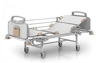 Четырёхсекционная кровать с винтовыми регулировками и дополнительно регулируемым подголовником на растомате