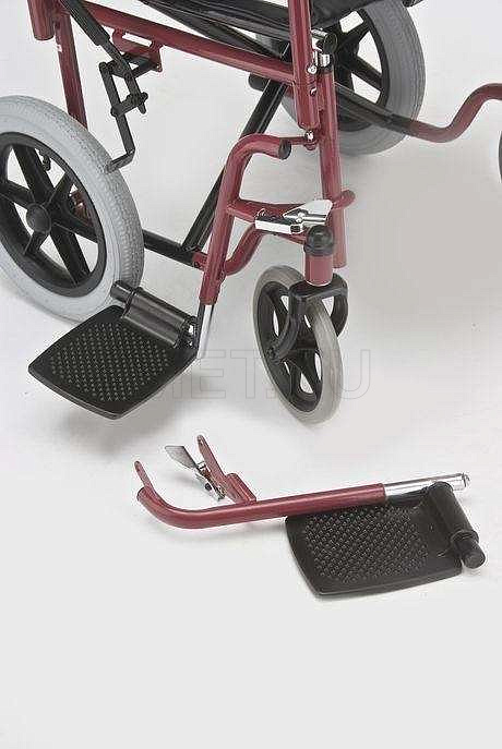 FS904В-44 Кресло каталка на пневматических колесах MET