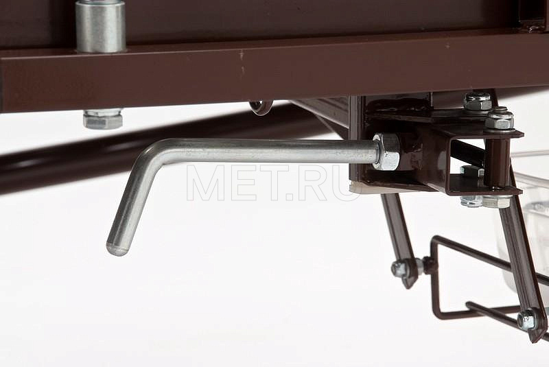 КМФ 942 кардио Кровать кресло  для лежачих больных  с туалетом и столиком, складные ограждения MET