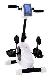 Педальный тренажер с электроприводом и микрокомпьютером