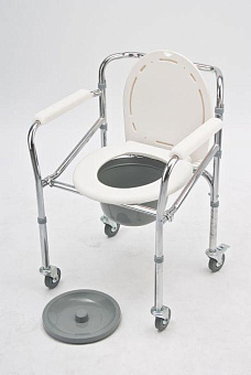 Кресло-туалет складное с хромированной рамой