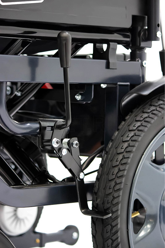 MET COMFORT 110 Кресло-коляска с электроприводом