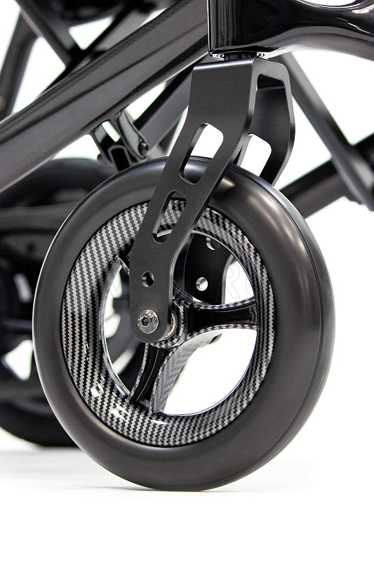 МЕТ CARBONYX FLO Кресло-коляска складная с электроприводом