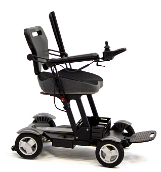 Кресло-коляска с анатомическим сиденьем и системой подруливания 4WS