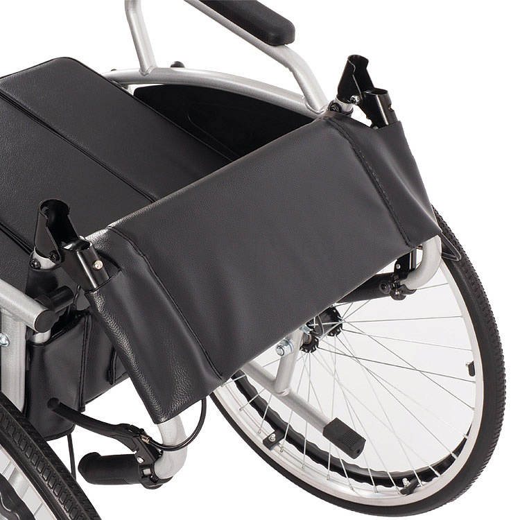 MET 692 Кресло-коляска с туалетом и тормозами для сопровождающего МЕТ