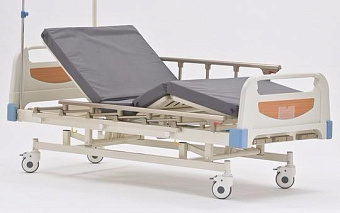 Медицинская кровать с механической регулировкой по высоте