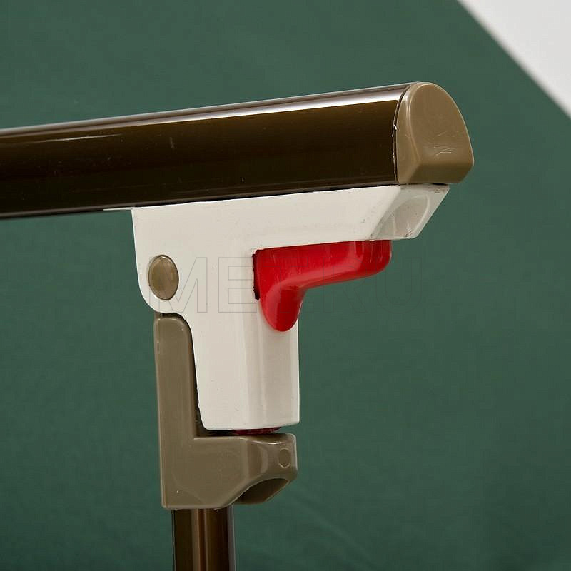 RS104-G Кровать-кресло функциональная механическая, с туалетом, с матрасом в комплекте MET