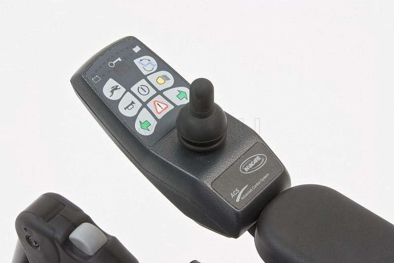 Invacare TDX Кресло-коляска электрическая с функцией подъема сидения