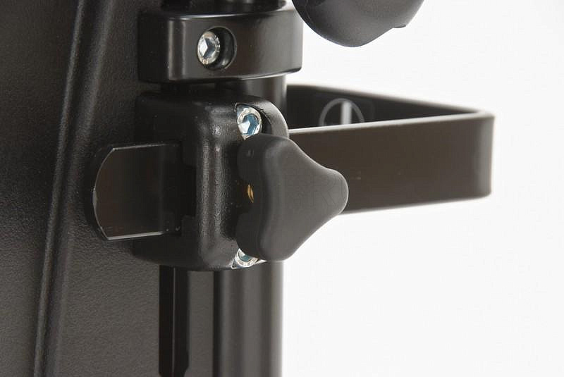 Invacare REA CLEMATIS Кресло-коляска комфортное с дополнительной латеральной поддержкой от производителя