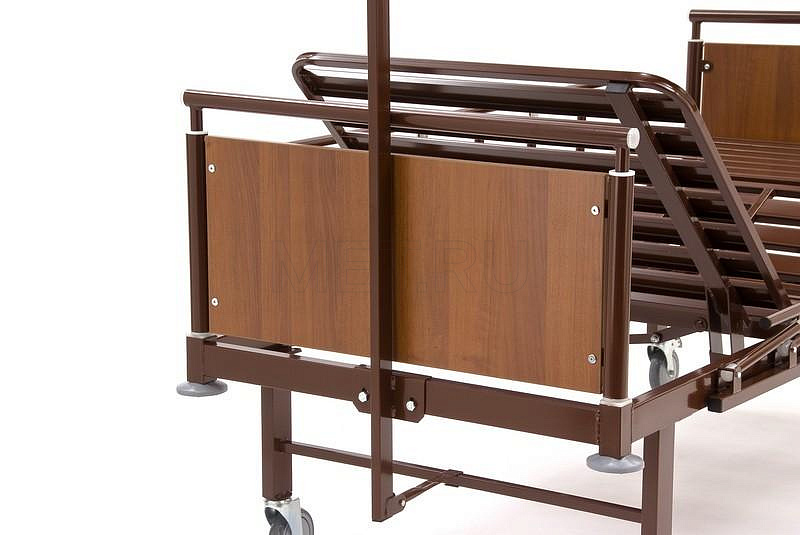 КМФ 943 WOOD WC Кровать медицинская функциональная с туалетом и столиком (пр-во Россия) от производителя