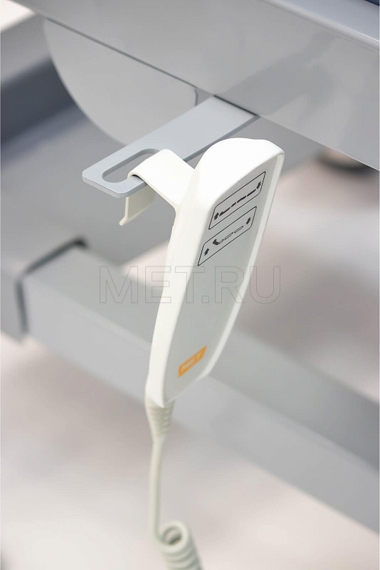 МЕТ KS-410 Стол смотровой