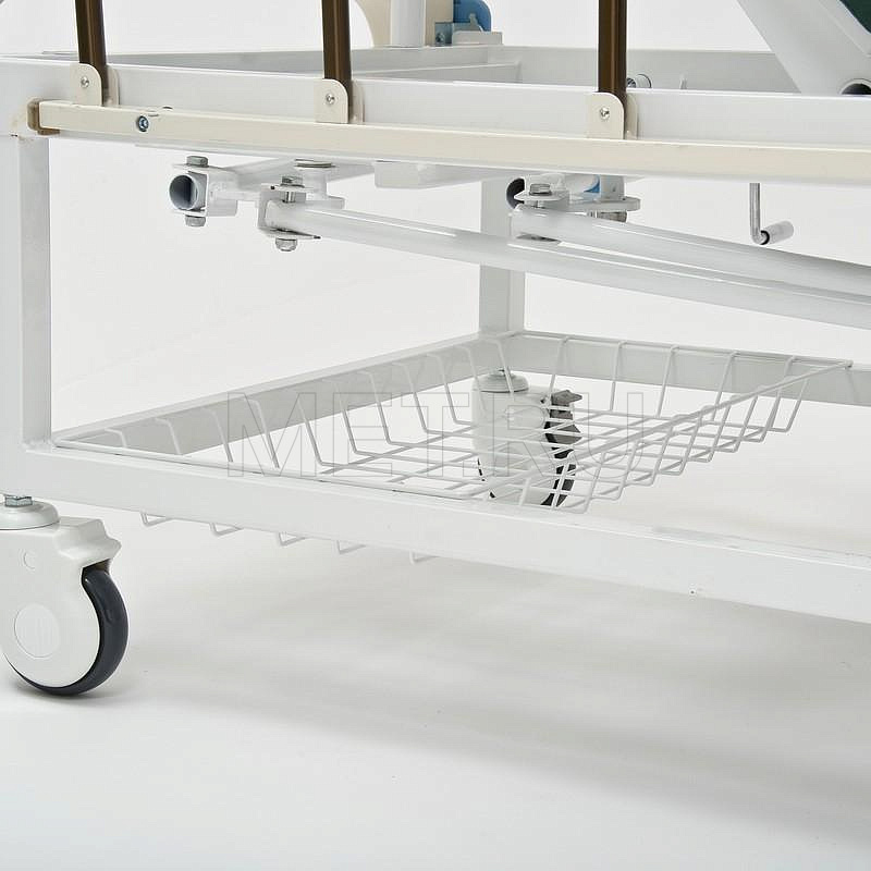 RS104-G Кровать-кресло функциональная механическая, с туалетом, с матрасом в комплекте МЕТ