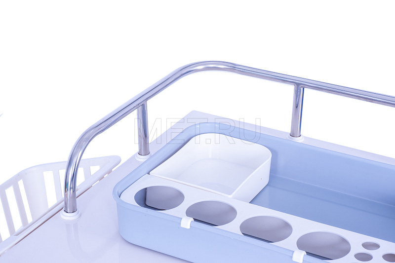 МЕТ AVK-130 Столик-тележка медицинский трёхполочный с выдвижным ящиком и набором аксессуаров МЕТ