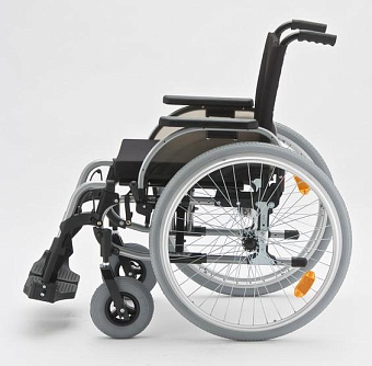 Комнатная инвалидная коляска  Отто-Бокк