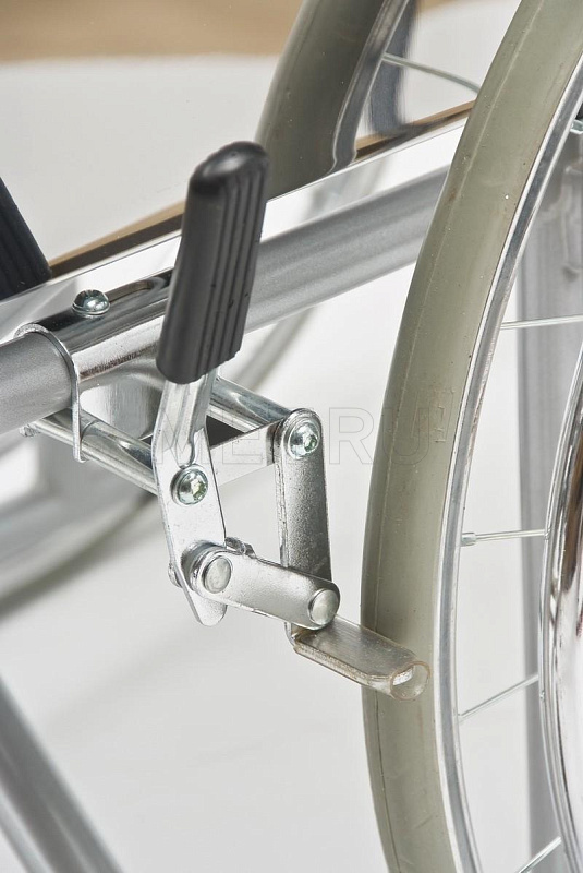 FS954GC-46 Кресло-коляска с высокой спинкой МЕТ