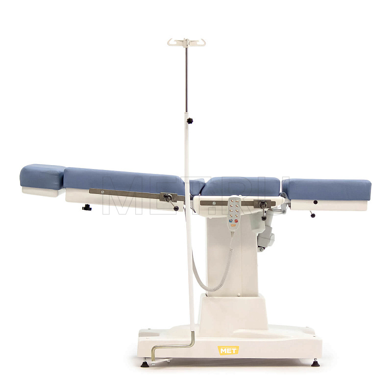 МЕТ GK 05   Универсальное гинекологическое и проктологическое кресло с электроприводом, платформой для аксессуаров и стулом для врача