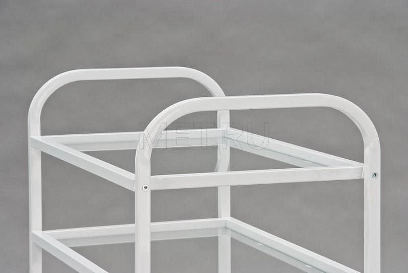 СМ.05.00 Стол манипуляционный 3 полки, 3 ящика MET