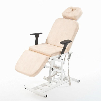 Кресло универсальное с тремя электроприводными регулировками