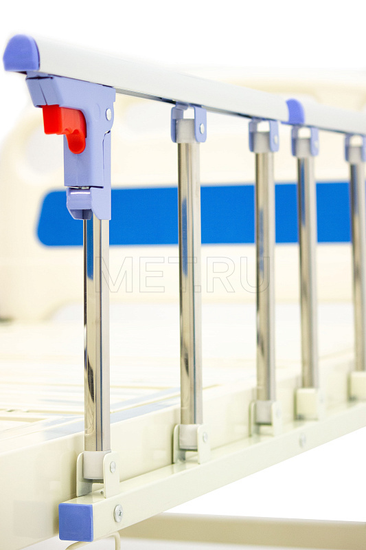 MET NV M20 Функциональная кровать с винтовыми регулировками ложа и четырьмя боковыми ограждениями MET