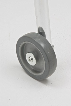 Ходунки с колёсами на передних опорах