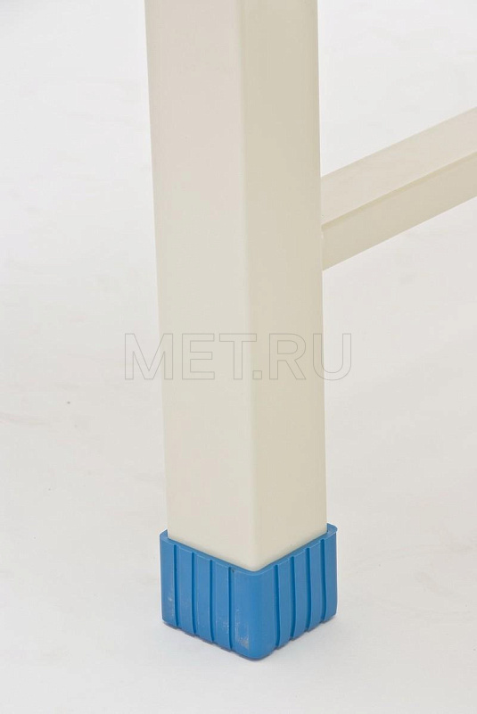 E-18 (Сигма-18) Кровать медицинская с пластиковыми спинками