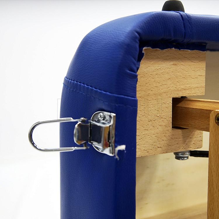 УЦЕНКА MET Coinfy PROFESSIONAL 03 Стол массажный на деревянном каркасе, с трёхсекционной панелью синего цвета МЕТ