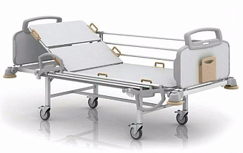 Двухсекционная кровать с винтовой регулировкой головной секции