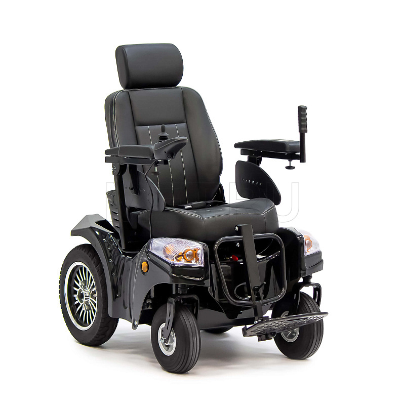 MET INVACAR Кресло-коляска с электроприводом