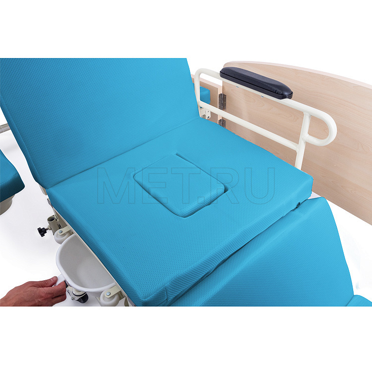 MET INTEGRA ELECTRO Электрическая функциональная кровать со встроенным креслом-каталкой от производителя