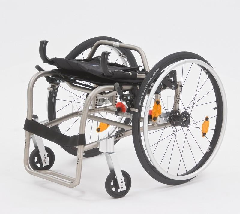 Invacare XLT Kресло-коляска активного типа с титановой рамой