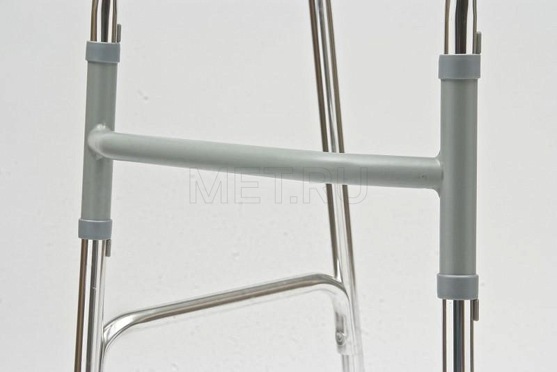 FS912L Ходунки с колёсами на передних опорах MET