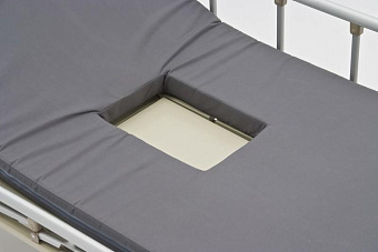 Функциональная электрическая четырёхсекционная кровать с туалетом