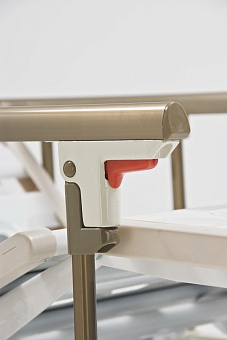 Функциональная четырёхсекционная кровать с электроприводными регулировками