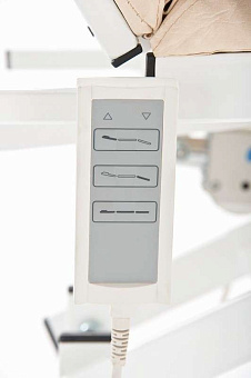 Кресло универсальное с тремя электроприводными регулировками