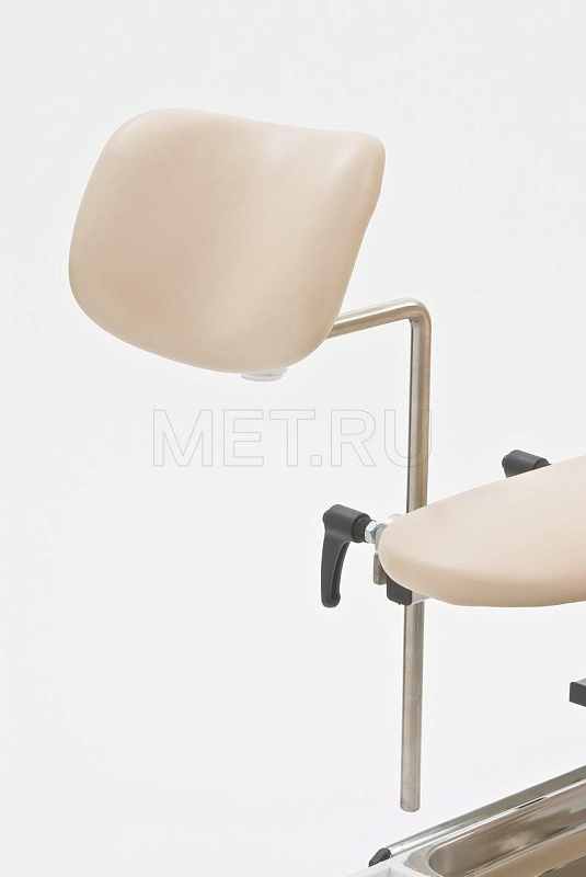 07Э Стол перевязочно/гинекологический с электроприводом