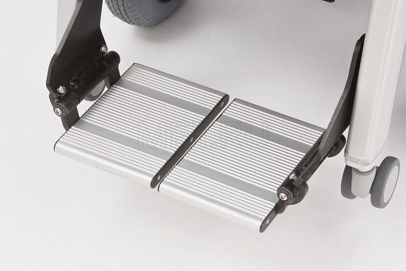 Invacare DRAGON Кресло-коляска с электроприводом и вертикализатором MET