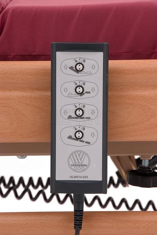 Vermeiren LUNA Basic. Цвет Орех Мокко Кровать функциональная 4-х секционная электрическая, в комплекте с матрасом от производителя