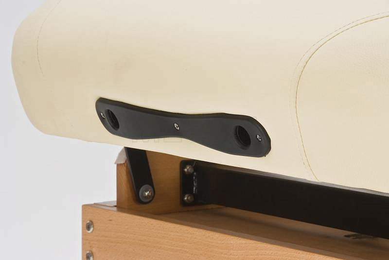 Wendermann Wood 2A Массажный стол стационарный с рамой из бука, кремовый