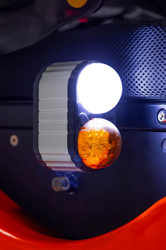 МЕТ ADVENTURE Кресло-коляска с электроприводом MET