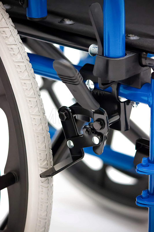 MET SOVA Механическое кресло-коляска детское от производителя